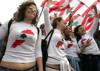 الشِعارات تُشبع اللبنانيين سَمَكاً