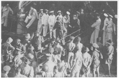 إنزال قوات الحلفاء المنسحبة من كريت في ميناء الإسكندرية في حزيران 1941