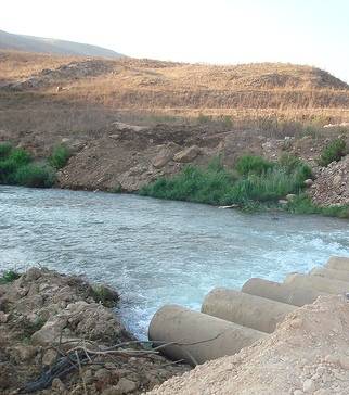 هو ذا نهر الليطاني.. لقد عصى على الصهاينة لكن أهالينا في المنطقة بقوا عطشى