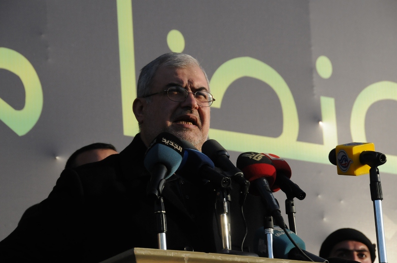النائب محمد رعد يلقي كلمته في مسيرة حزب الله
