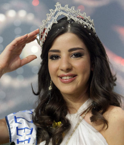 رهف عبدالله  ستمثّل لبنان في مسابقات «ملكة جمال العالم» و«ملكة جمال الكون»( أ ف ب)