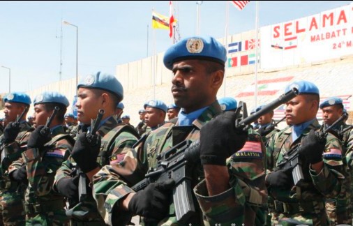 جنود من الكتيبة الماليزية العاملة في اطار قوات الطوارىء الدولية في جنوب لبنان