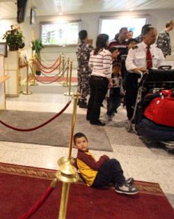 المطار ينتظر اللبنانيين العائدين من أوروبا كما من القارة السوداء