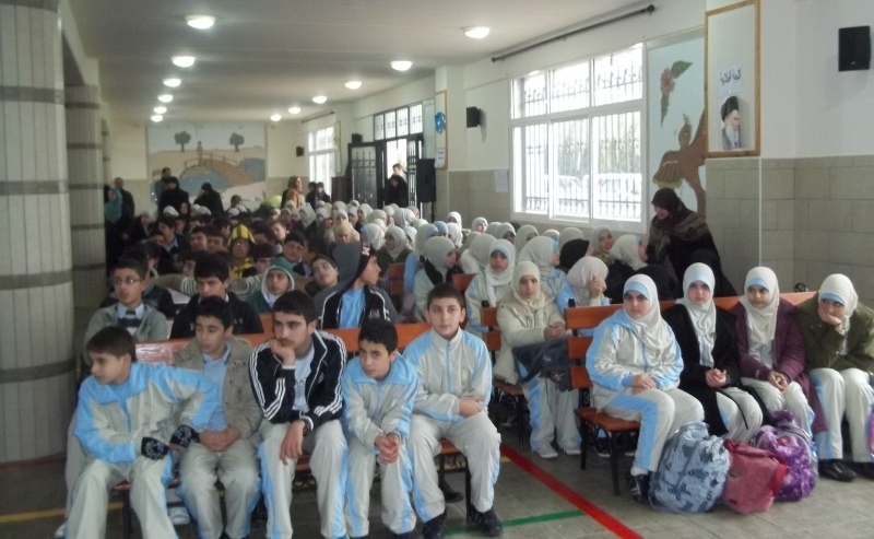 مجلس عزاء حسيني في مدرسة عيسى بن مريم(ع)
