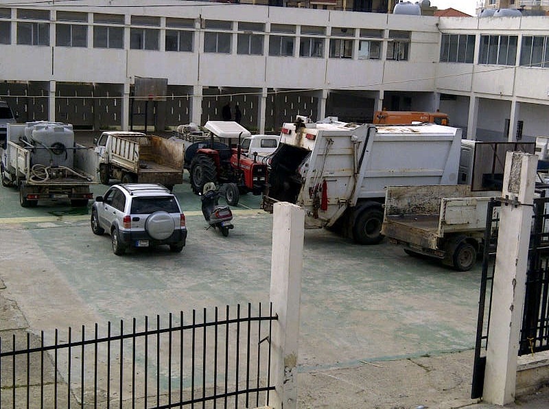 من واجب بلدية الخيام إنشاء الملاعب، لا تحويل الملاعب الموجودة إلى مواقف لآلياتها ولشاحنات القمامة - أرشيف