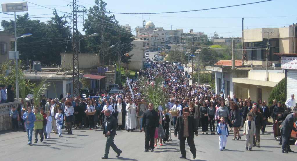 مسيرة وزياح احدالشعانين في بلدة القليعة