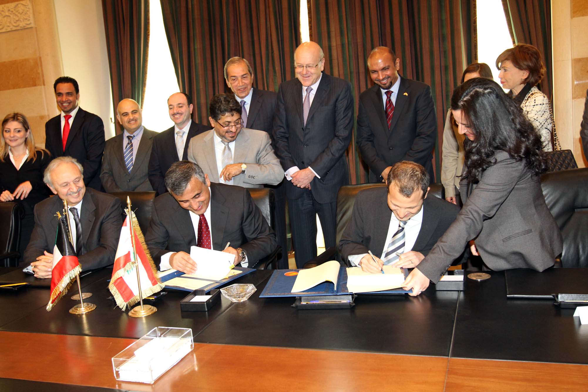 توقيع اتفاق قرض كويتي لمشروع إنشاء منظومة صرف صحي في الخيام  - أرشيف
