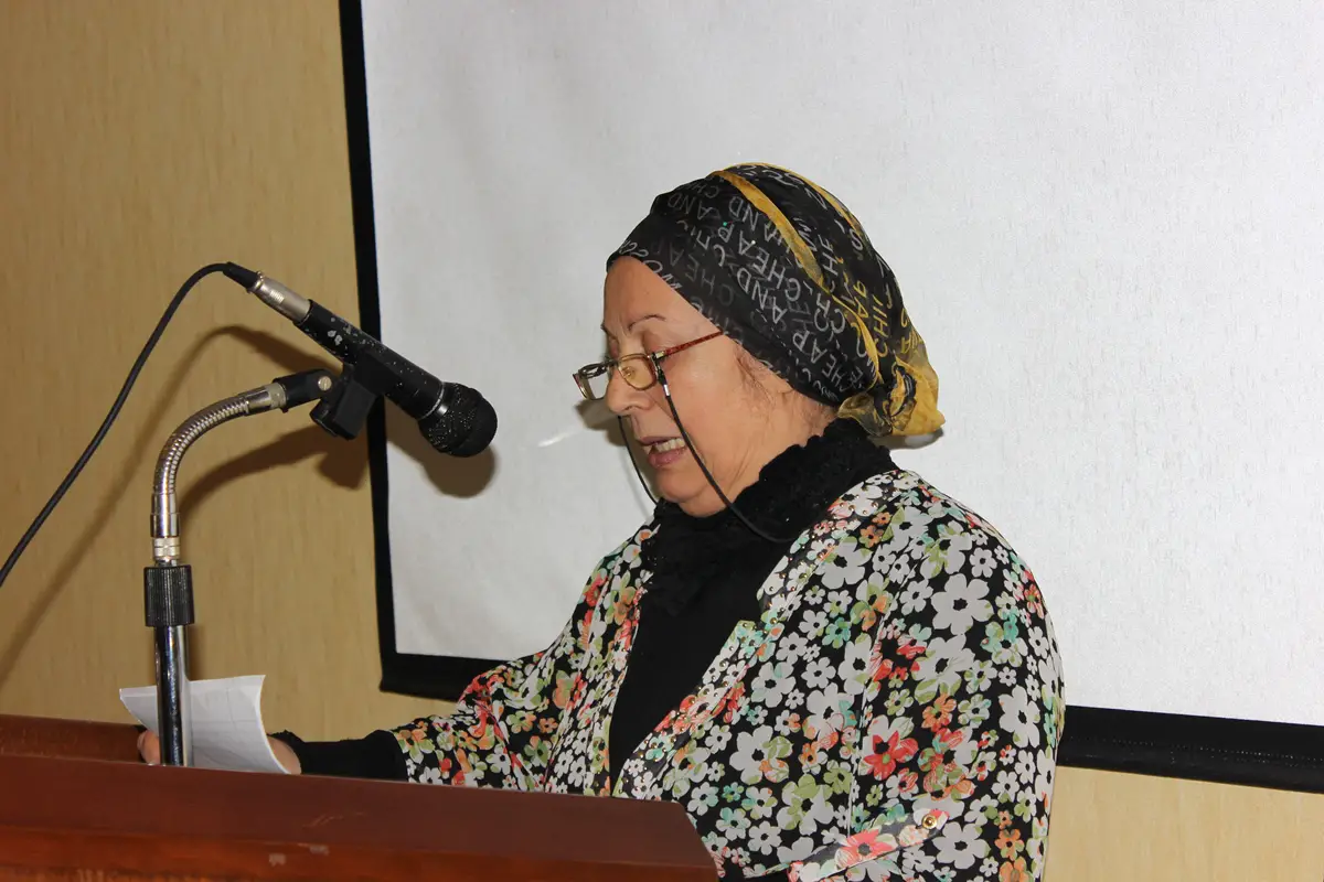 السيدة أم فادي هيثم تلقي كلمة جمعية سيدات الخيام للتنمية