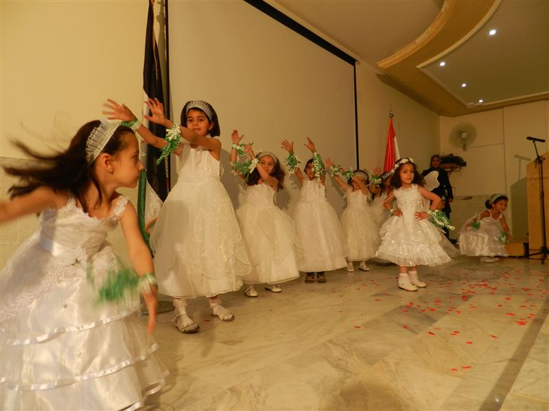 من النشاطات الترفيهية للأطفال النازحين إلى شبعا (طارق أبو حمدان)