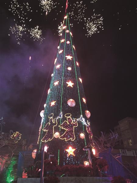 شجرة الميلاد في مرجعيون (طارق ابو حمدان)