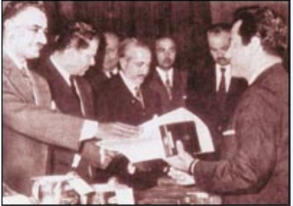فريد الأطرش مع الرئيس الراحل جمال عبج الناصر