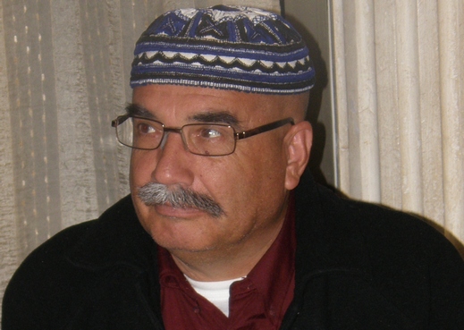 الكاتب فواز حسين
