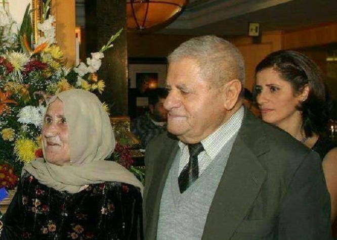 المرحومان أم ابراهيم وأبو ابراهيم محمد رشيدي وابنتهما الدكتورة سمر