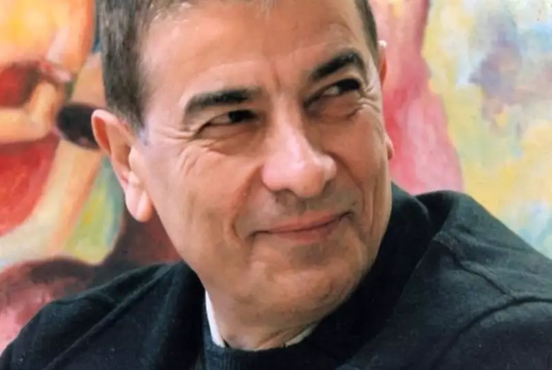 الفنان والأكاديمي اللبناني يوسف غزاوي