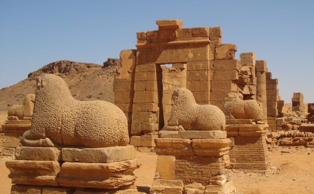 معبد آمون بمروي الذي أعادت بناءه الملكة أماني تيري وزوجها الملك نتكاماني