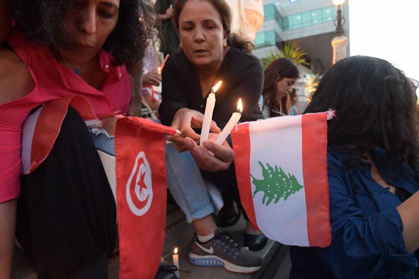 تضامن تونسي مع لبنان (أ ف ب)