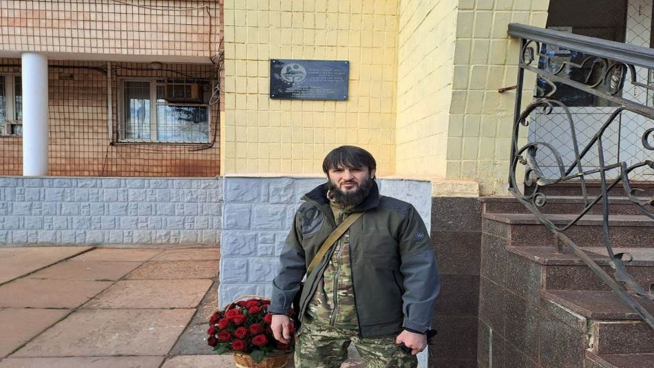 زعيم أجناد القوقاز غادر ومجموعته المتمرسة إدلب إلى أوكرانيا