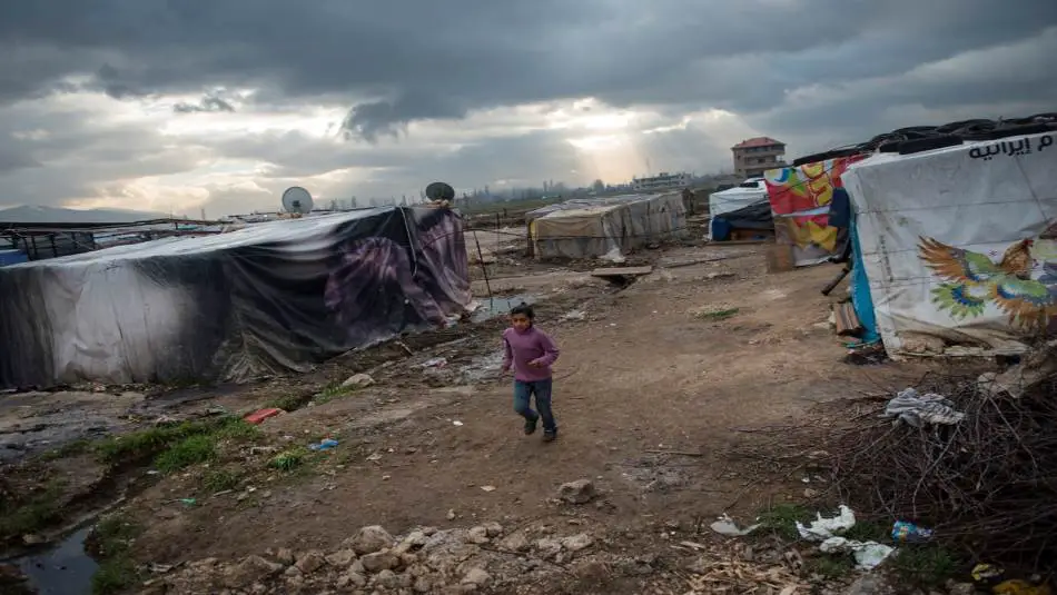 عادت المداهمات الأمنيّة لمخيمات ومساكن اللاجئين بصورة يوميّة (Getty)