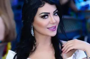 ملكة جمال ايران تخطف الانظار في لبنان