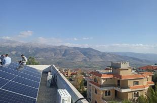نظام طاقة شمسية بدعم من اليونيفيل لتحسين أداء وعمل بلدية الخيام
