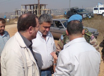 الرئيس علي زريق والمهندس محمد عبدالله خلال أحدى اللأنشطة البلدية