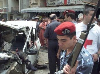 سيارة الشهيد جهاد جبريل بعد استهدافها في المزرعة