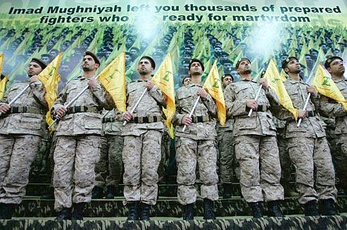 عناصر من حزب الله - عام 2008 (عن لوفيغارو)