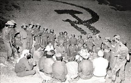 معسكر تعبئة للحزب الشيوعي عشية الاجتياح (من أرشيف «الشيوعي»)
