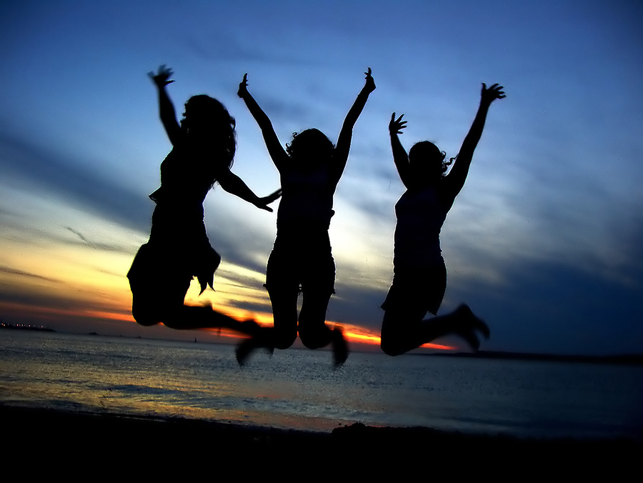 Three Girl Friends livinghealth