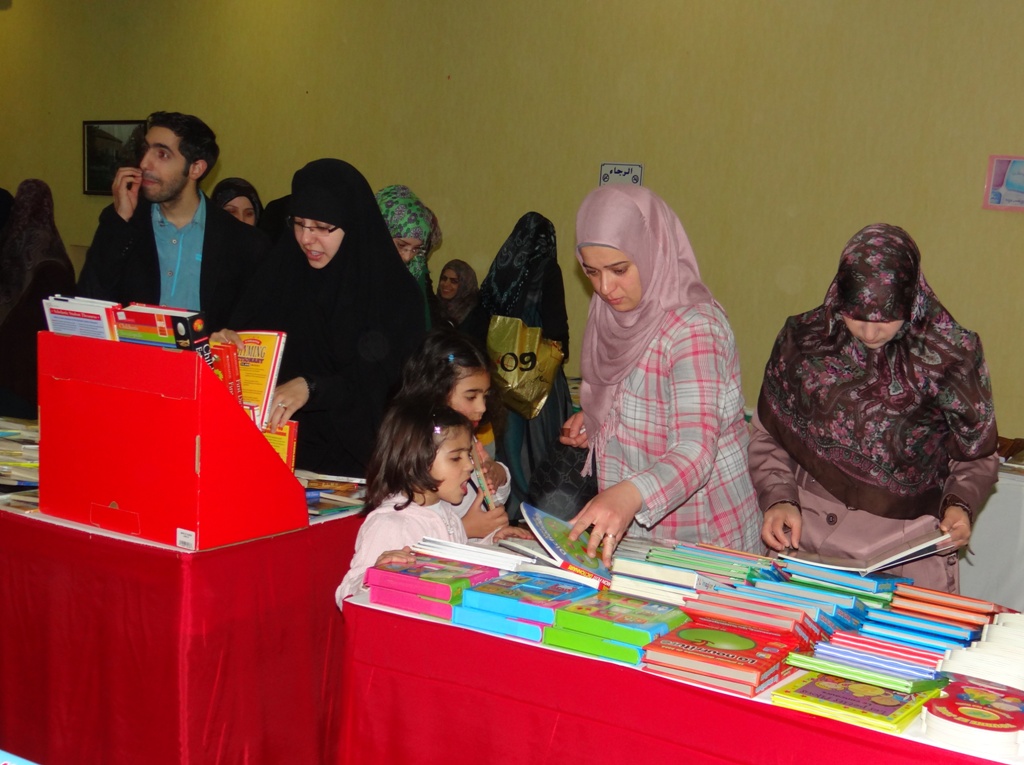 افتتاح معرض الكتاب السنوي الحادي عشر لجمعية المبرات الخيرية - في الخيام