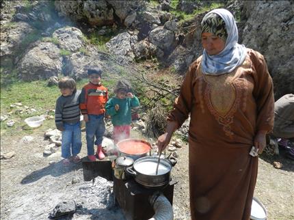 في انتظار طعام الغداء (طارق أبو حمدان)