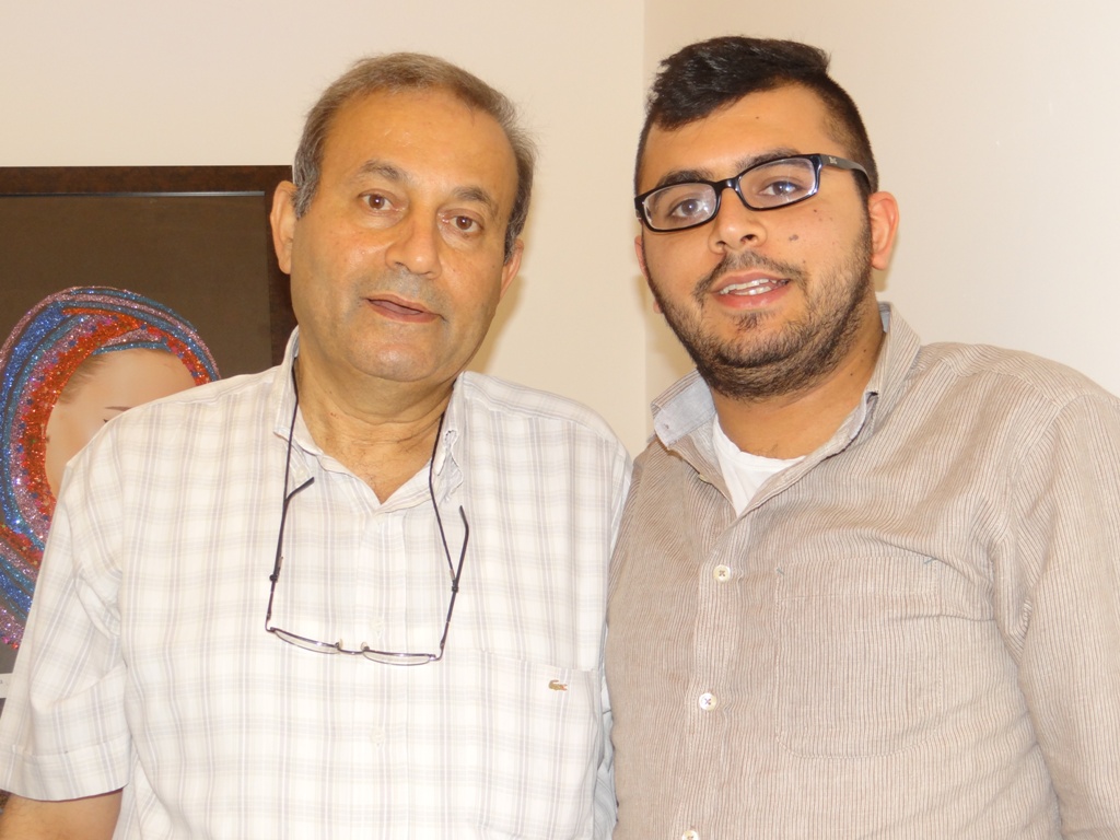 الدكتور عدنان عبود (أمين السر) مع إبنه حسام