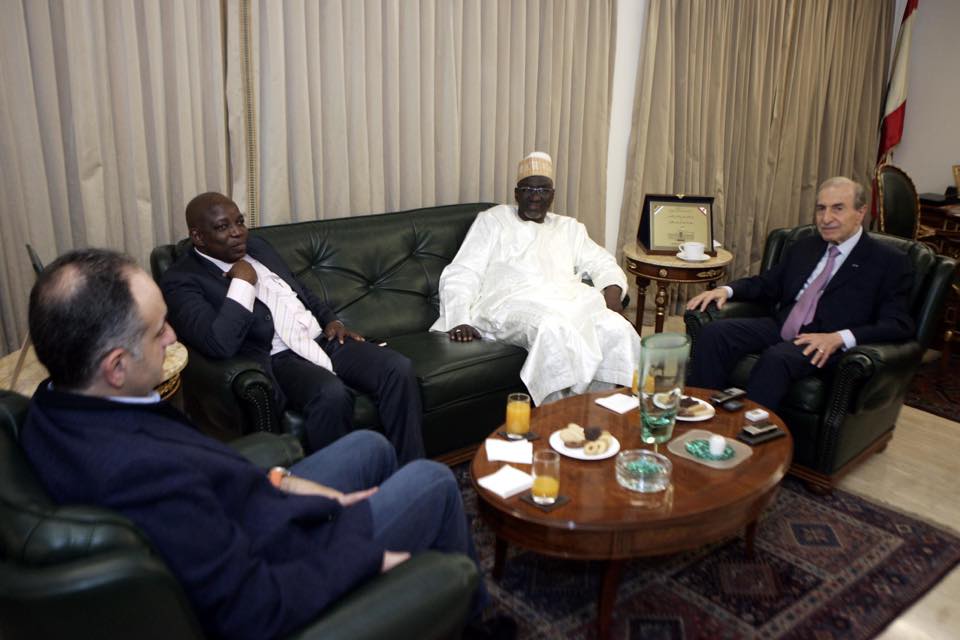 السفير النيجيري الجديد غوني مودو زانابورا يزور النائب انور الخليل 
