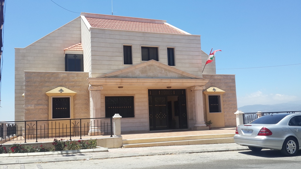 مبنى بلدية القليعة