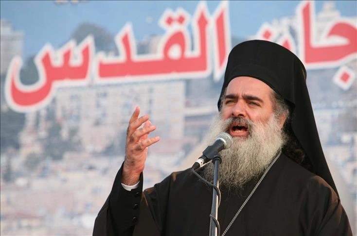 رئيس أساقفة سبسطية للروم الارثوذكس في مدينة القدس المحتلة المطران عطا الله حنا 