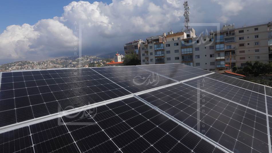 بدأت بعض المصارف التجارية بتقديم قروض الطاقة الشمسية (المدن)