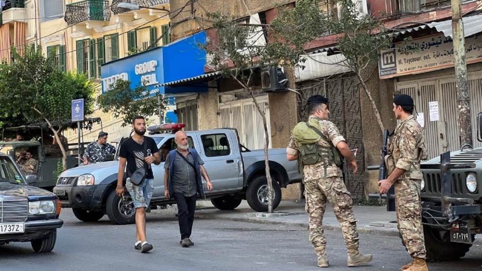 أوقفت مخابرات الجيش خمسة أشخاص من طرابلس مشتبه بصلتهم بالجريمة (جنى الدهيبي)