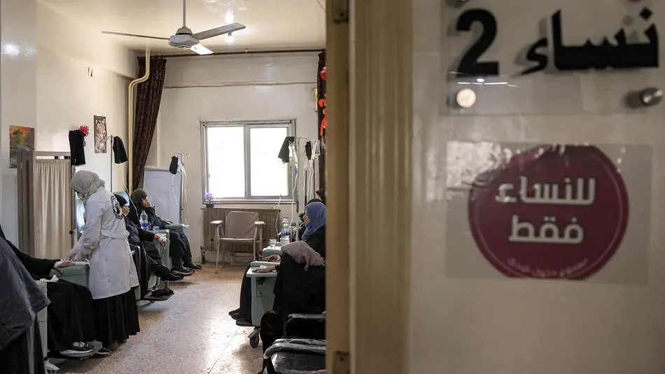 المستشفيات السورية تقدم للبنانيين عروضاً مغرية (Getty)