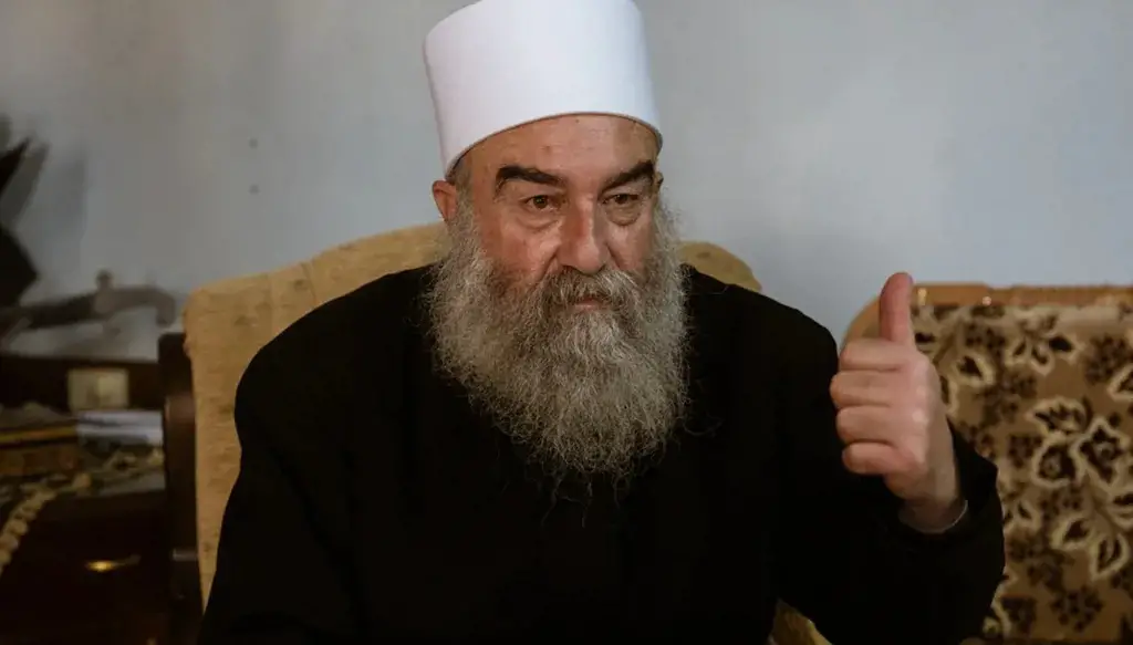 الشيخ حكمت الهَجَري أحد مشايخ العقل في السويداء