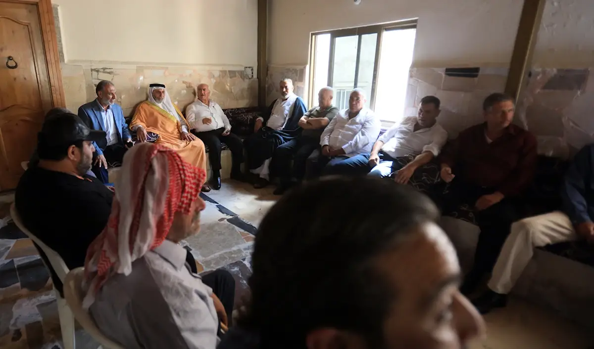 أكد تجمع العشائر دعمه الكامل لما تقوم به الحكومة لجهة حصر السلاح بيد الدولة (مروان بوحيدر)