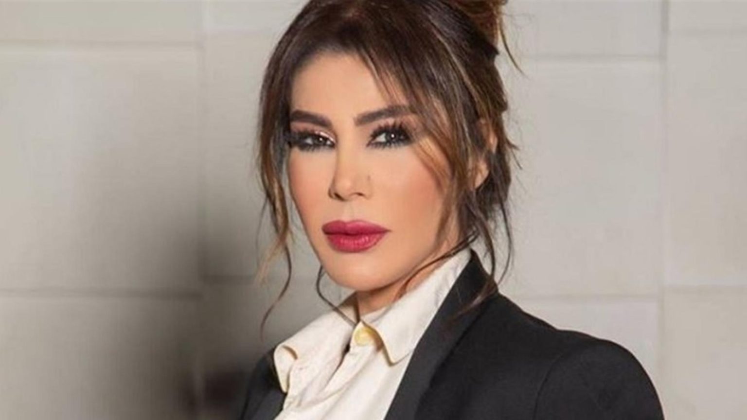 الإعلامية اللبنانية يمنى شري