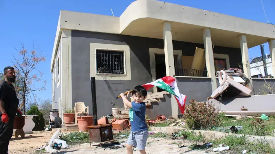 عامان على نزوح سكان القرى الحدودية - يعبر النازحون عن أوضاعهم المعيشية بطرق مختلفة ويلقون اللوم على الدولة وأحزاب منطقتهم (المدن)