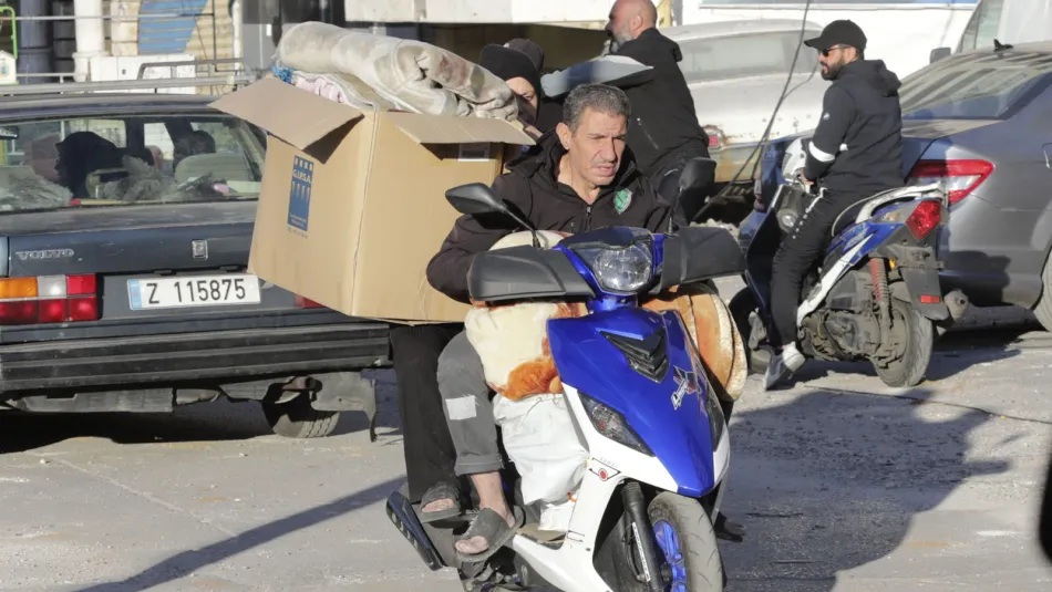 هنا تتحول الحرب من خبرٍ إلى يوميات: حين يتأخر الغذاء وقت الحاجة، ويغيب الدواء عندما يصبح العلاج عاجلًا. (المدن)