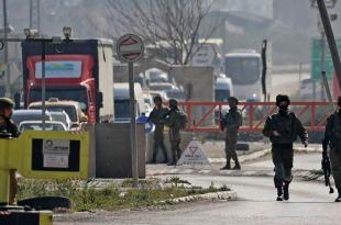 الضفة: مقتل مستوطنين بعملية إطلاق نار تغطي على لقاء العقبة