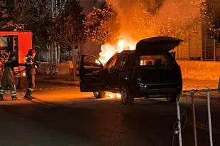 الدفاع المدني أخمد حريقا اندلع في سيارة قرب مركز ليبان بوست النبطية