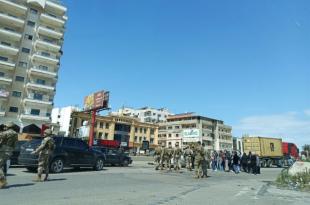 «عرب خلدة» يقطعون الطريق احتجاجاً على إرجاء إصدار الأحكام