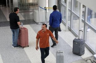 «التصعيد» يطيح بموسم الأعياد: الفنادق شبه «فاضية» والطائرات «مفتوحة»