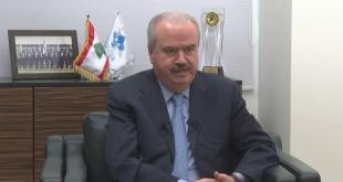 وزير المالية وضريبة المحروقات، شرُّ البليَّة ما يبكي!