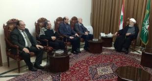 رئيس المجلس الإسلامي الشيعي الاعلى يستقبل البرفسور رائف رضا على رأس وفد