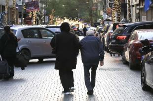 وسط الحرب: هل يستمرّ المغتربون في تحويل الأموال لعائلاتهم؟